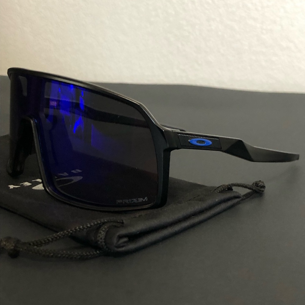 Oakley Sutro Blue Reflective Sunglasses OO9406 - Picture 4 of 8
